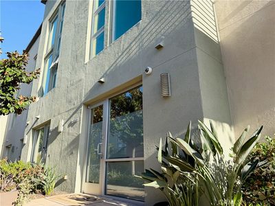 1508 W Artesia Sq APT B