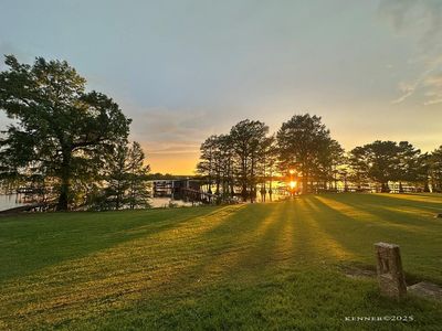 260 Lakeview Cir