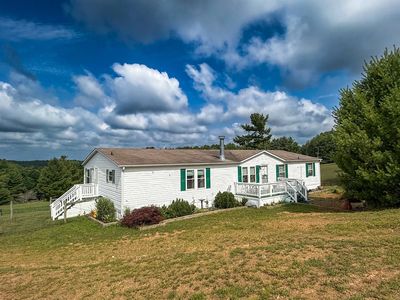 158 Vaughns Mill Rd NW