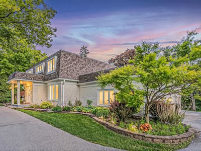 15 Devonshire Dr