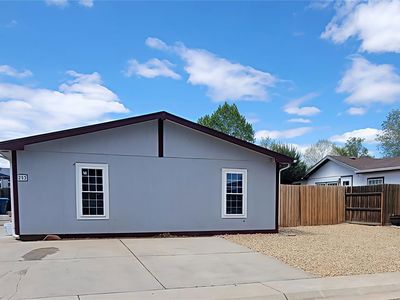 213 Versailles Street