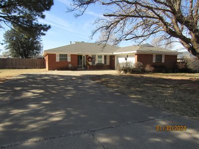 Property at 802 7th St, Bovina, TX