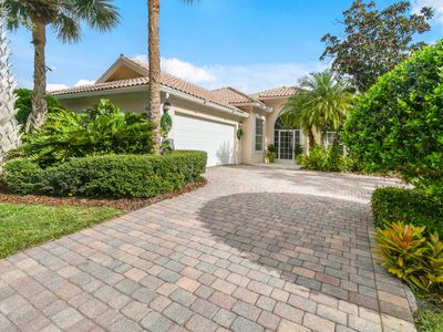 8297 SE Angelina Court