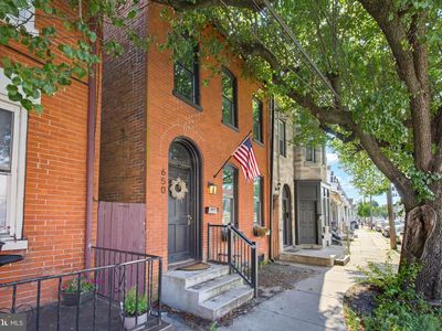 650 Columbia Ave