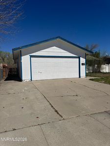 208 E Hampton Dr