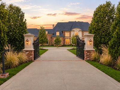 2122 Old Hickory Blvd