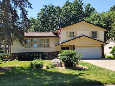 1880 Richal Dr