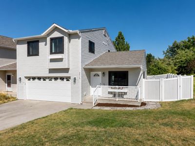 2518 NW Short Dr