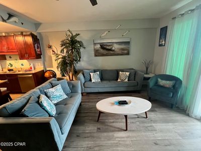 9902 S Thomas Dr UNIT 237