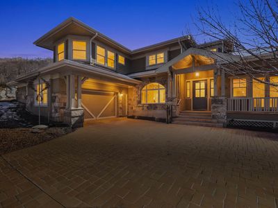 606 N Little Tree Cir