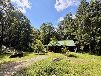 402 Paradise Ln