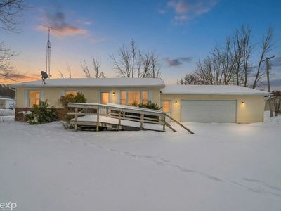 5840 Mortimer Line Rd