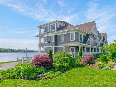 285 Front Street #302