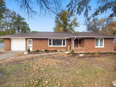 Property at 302 W 4th St, Mackinaw, IL