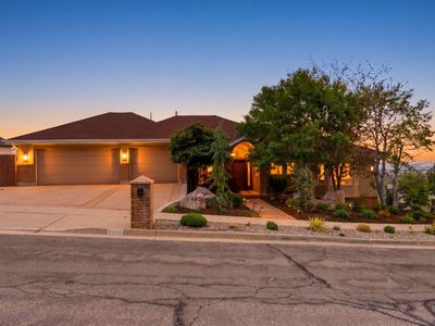 2466 S Promontory Dr