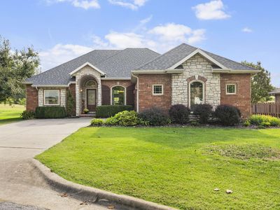 1712 N Gregory Drive