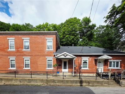 25 Mill St