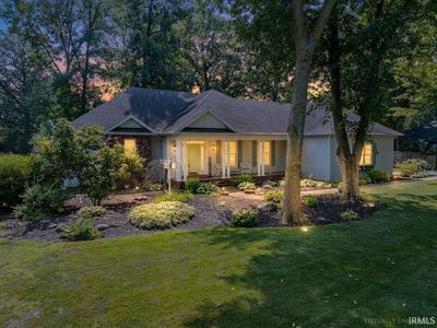 2110 Dena Dr
