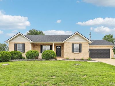 409 Hartman Ln