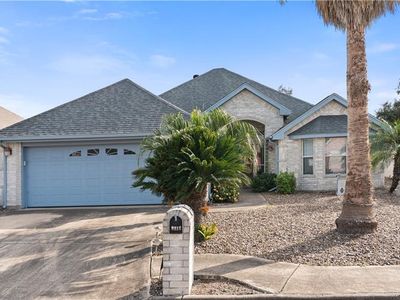 3318 Country Club Dr N