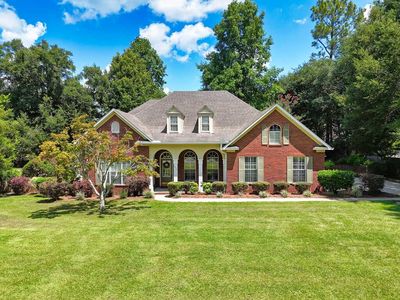 1040 Boxwood Dr