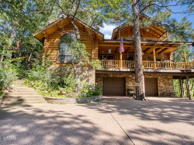 4237 Toboggan Ln