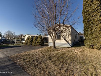 2217 W Lady Anne Way