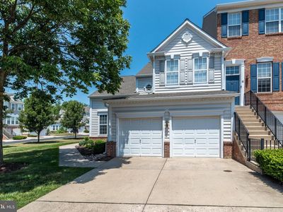 32 Addison Ct