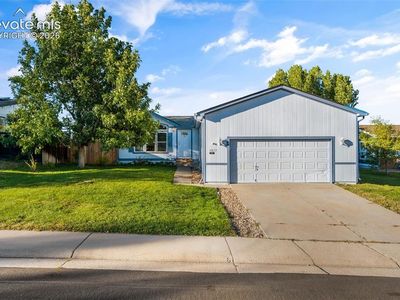 Property at 5873 S Quemoy Cir, Centennial, CO