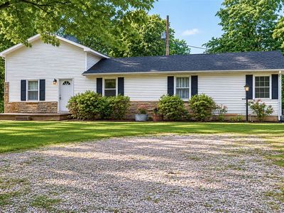 6825 Lewisburg Rd