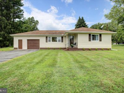 35 Jacks Mountain Rd