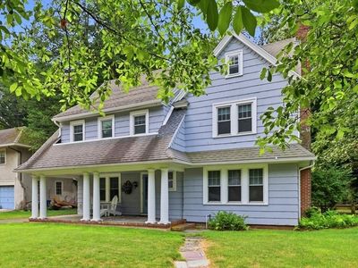 Property at 121 Farmington Ave, Longmeadow, MA