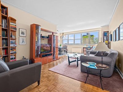 555 Kappock St APT 2T