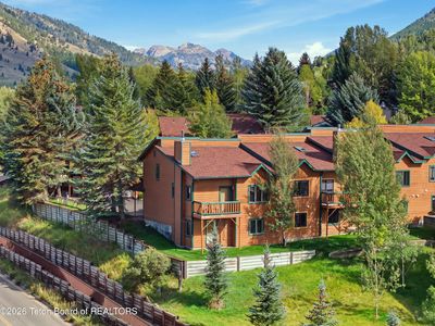 357 Snow King Loop