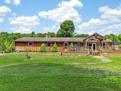 91 Lakeside Dr