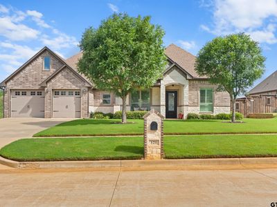 121 Heritage Way