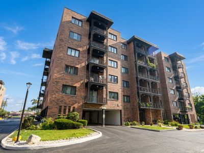 9332 Landings Ln Unit 502