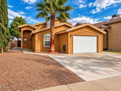 3676 La Cuesta Dr