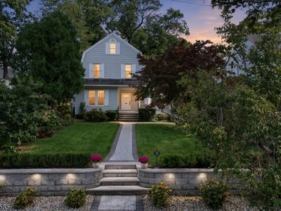 8 Franklin Pl