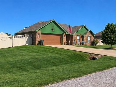 4424 E Zachary Ln