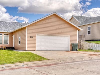 324 Westhills Loop