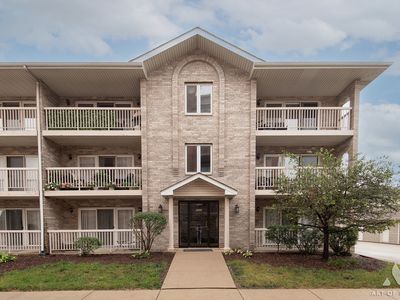 6644 W 65th St APT 2N