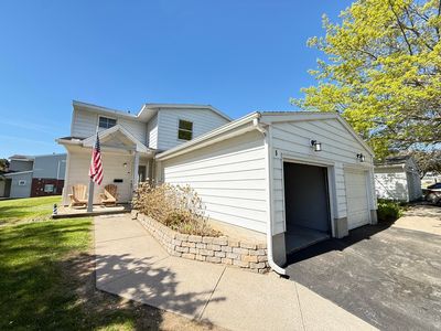 5 Massachusetts St