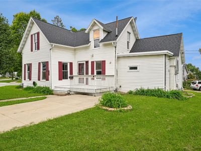 900 Central Ave