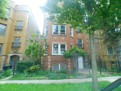 1837 S Komensky Ave