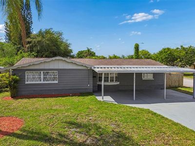 4352 Glissade Dr