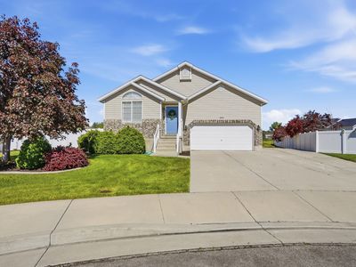 3076 S Alderstone Bay