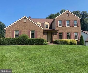 6011 Burnside Landing Dr