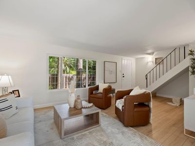 374 Serramonte Ter