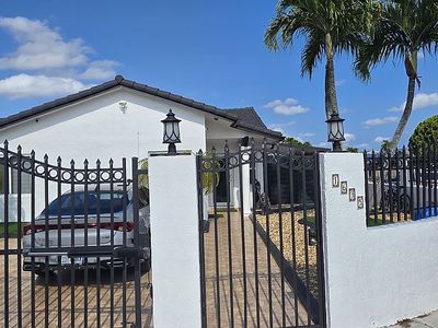 1635 SW 138th Ct